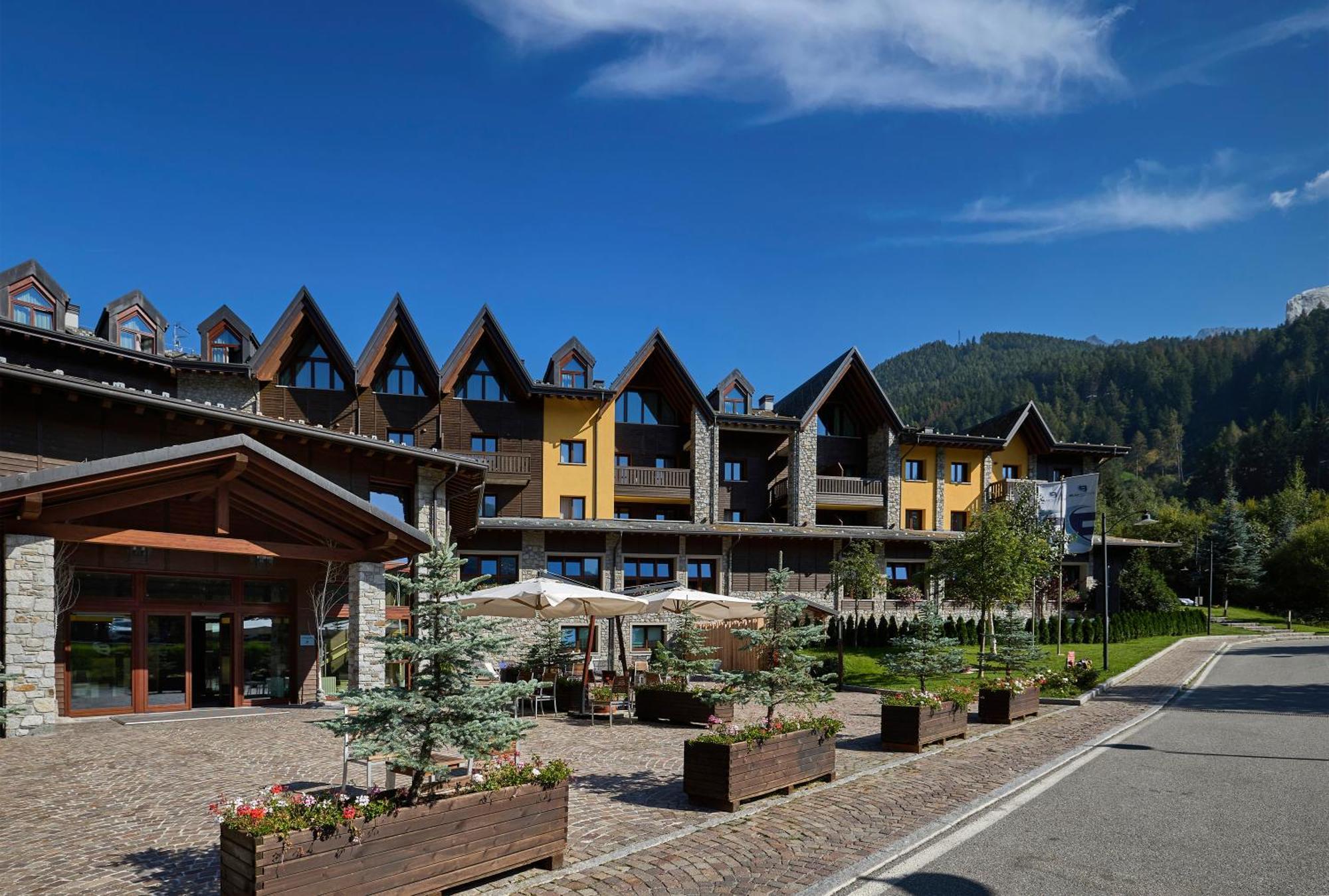 Blu Hotel Acquaseria Ponte Di Legno Luaran gambar