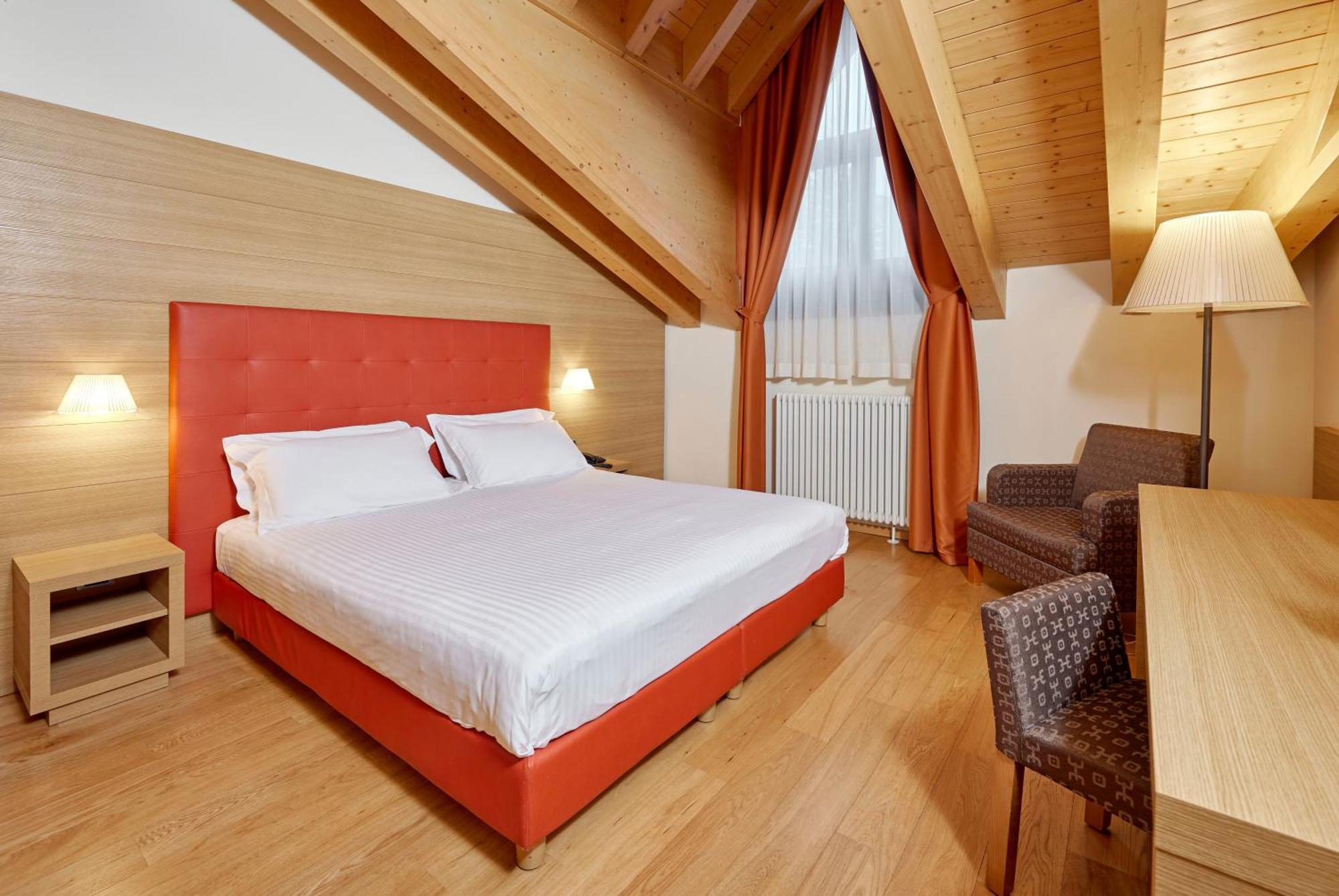 Blu Hotel Acquaseria Ponte Di Legno Bilik gambar