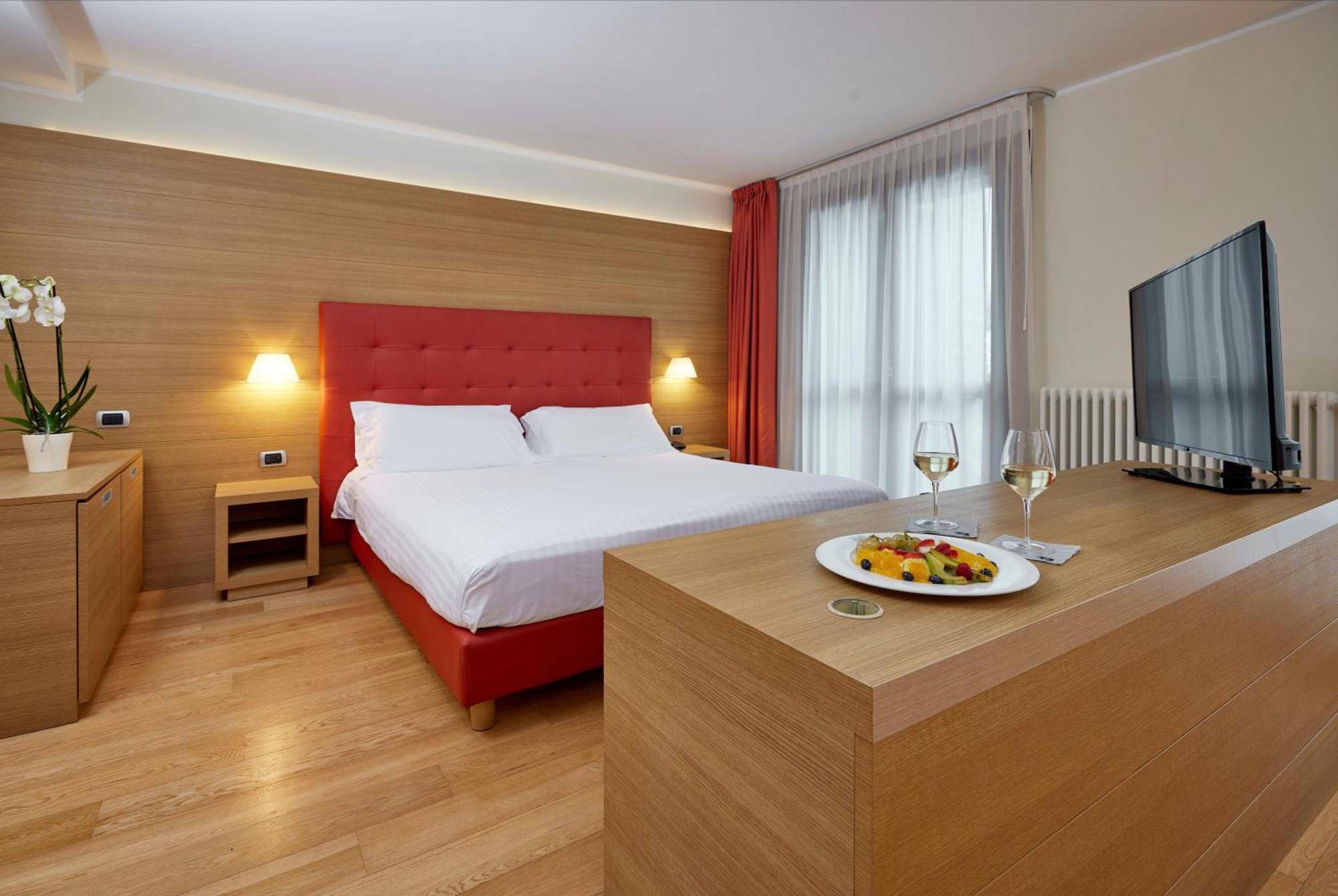 Blu Hotel Acquaseria Ponte Di Legno Bilik gambar