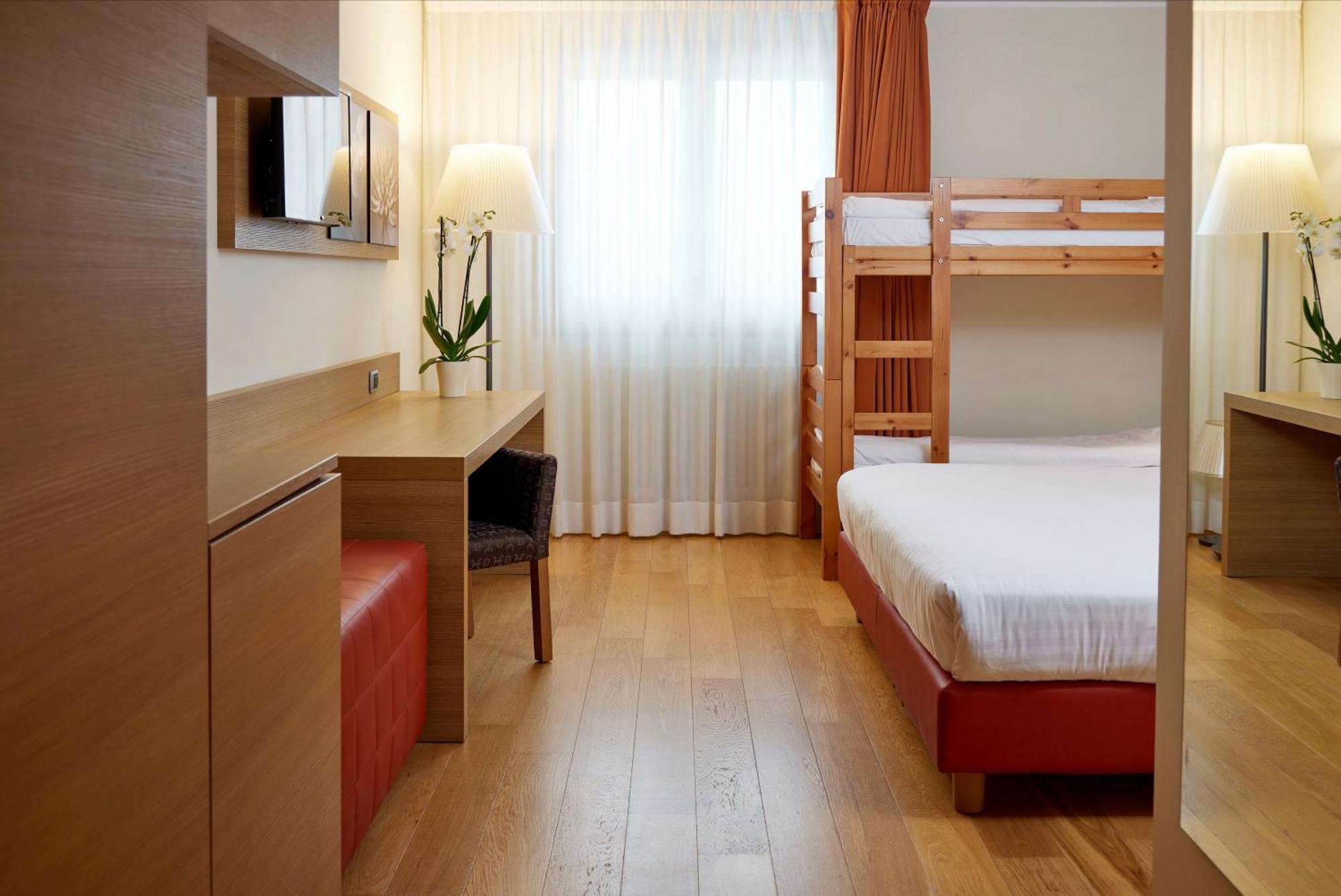 Blu Hotel Acquaseria Ponte Di Legno Bilik gambar
