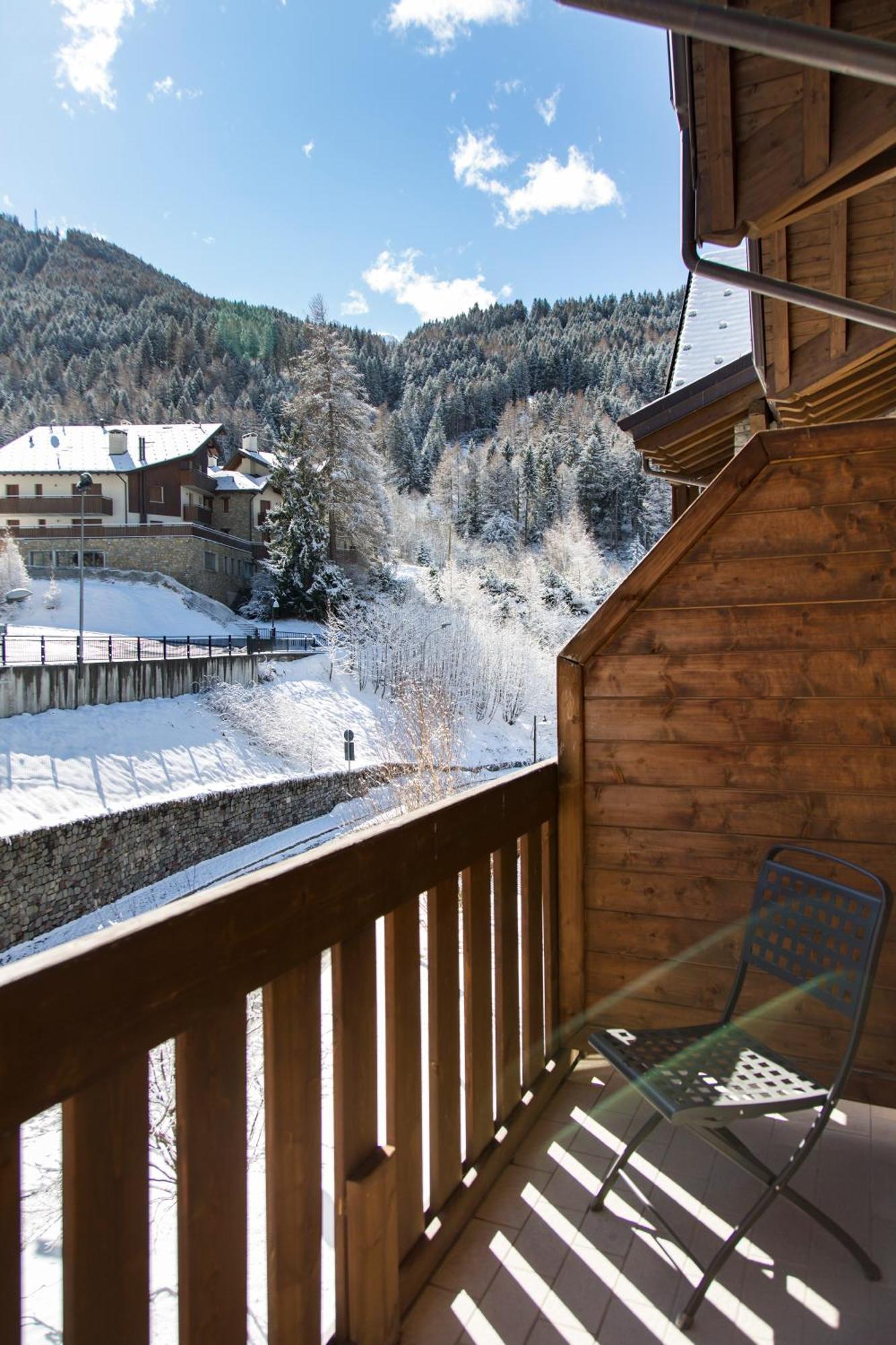 Blu Hotel Acquaseria Ponte Di Legno Bilik gambar