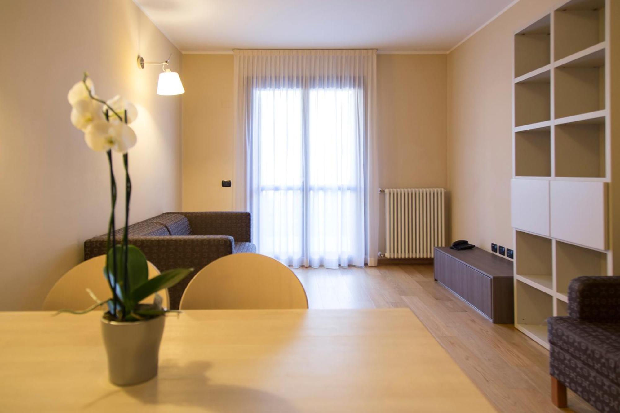 Blu Hotel Acquaseria Ponte Di Legno Bilik gambar