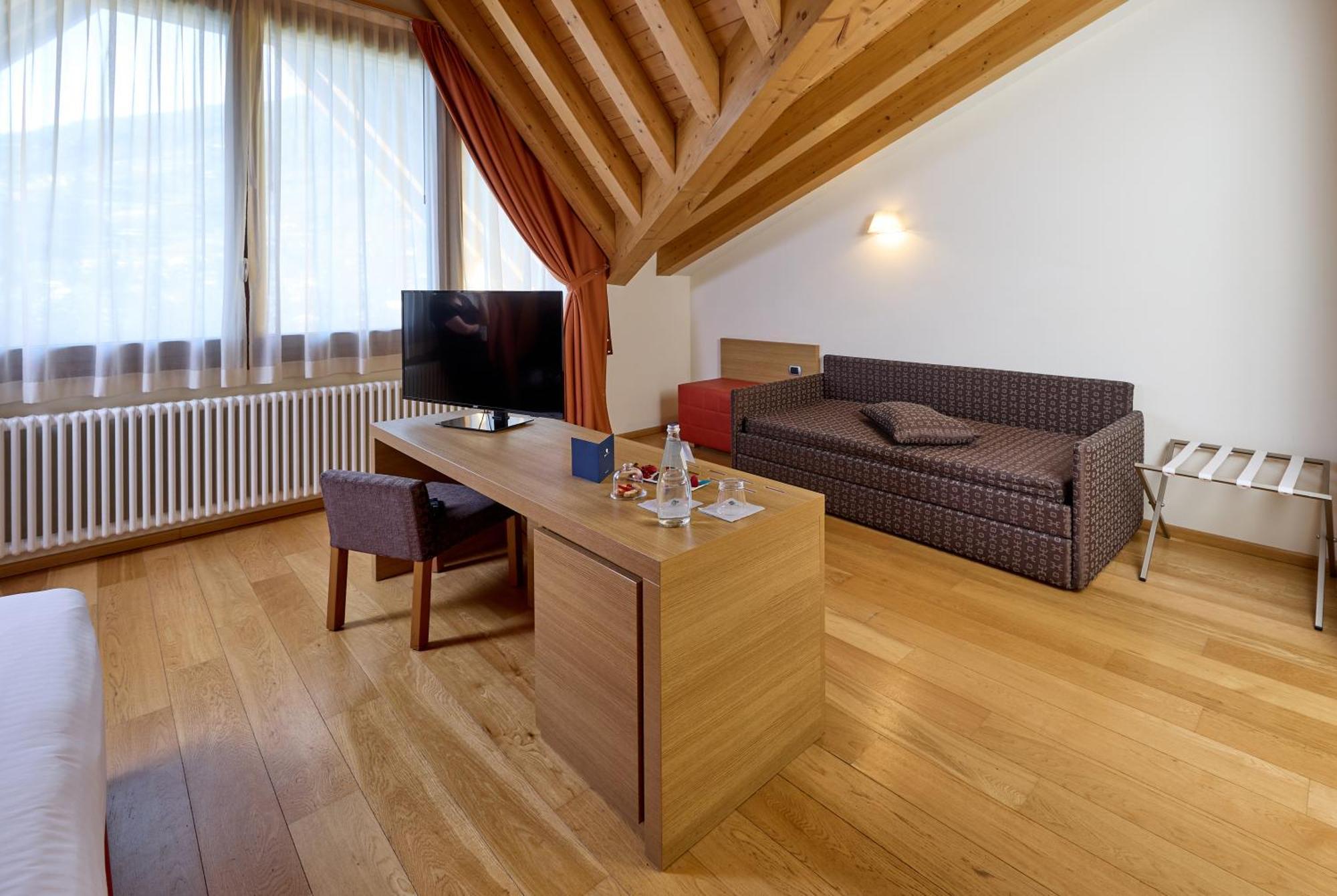 Blu Hotel Acquaseria Ponte Di Legno Luaran gambar